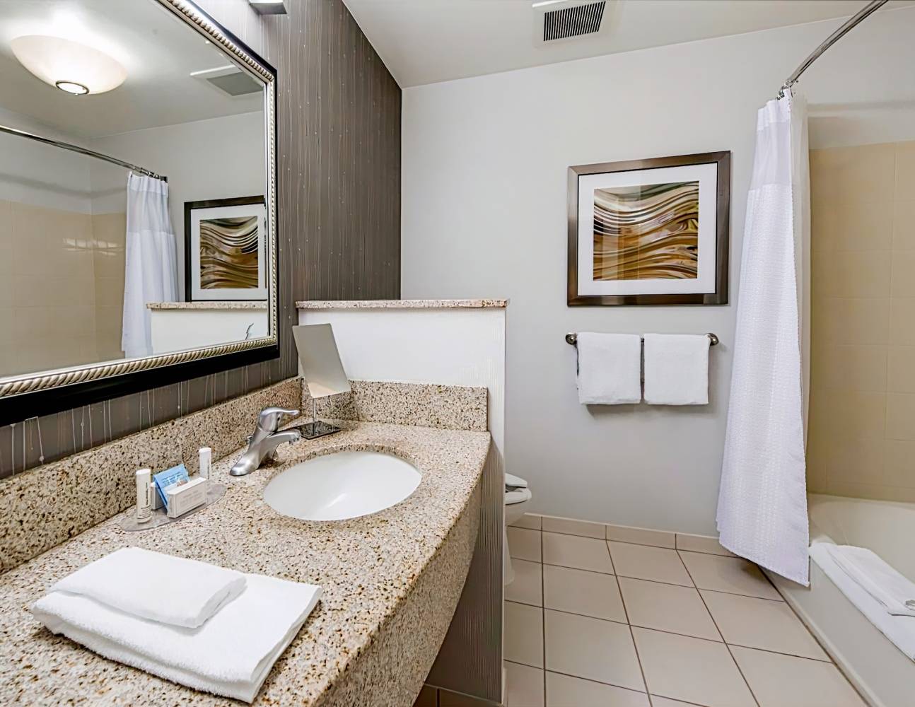 Courtyard Montgomery Prattville