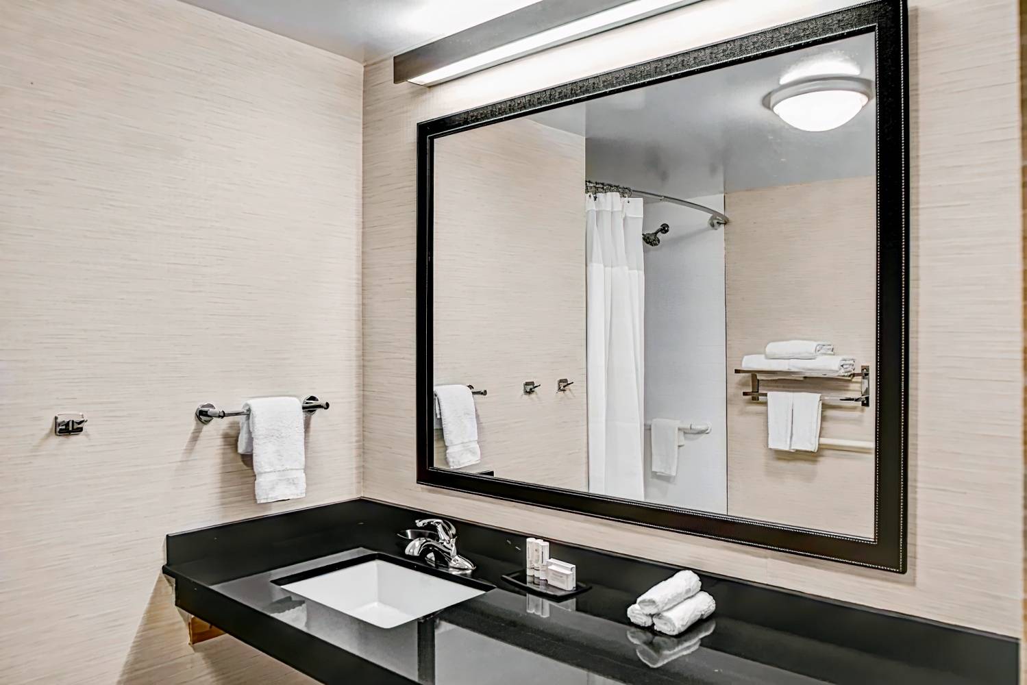 Fairfield Inn & Suites by Marriott Los Angeles LAX/El Segundo