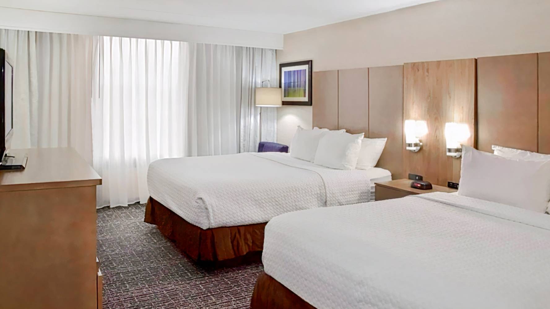 Crowne Plaza Cleveland Airport