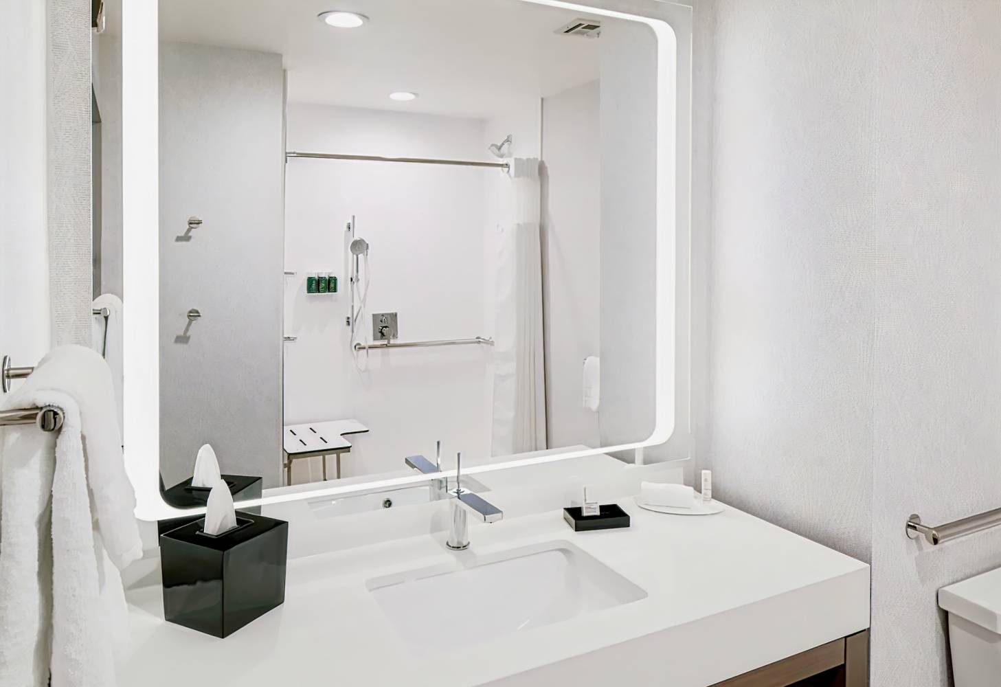 Courtyard by Marriott Houston Heights/I-10