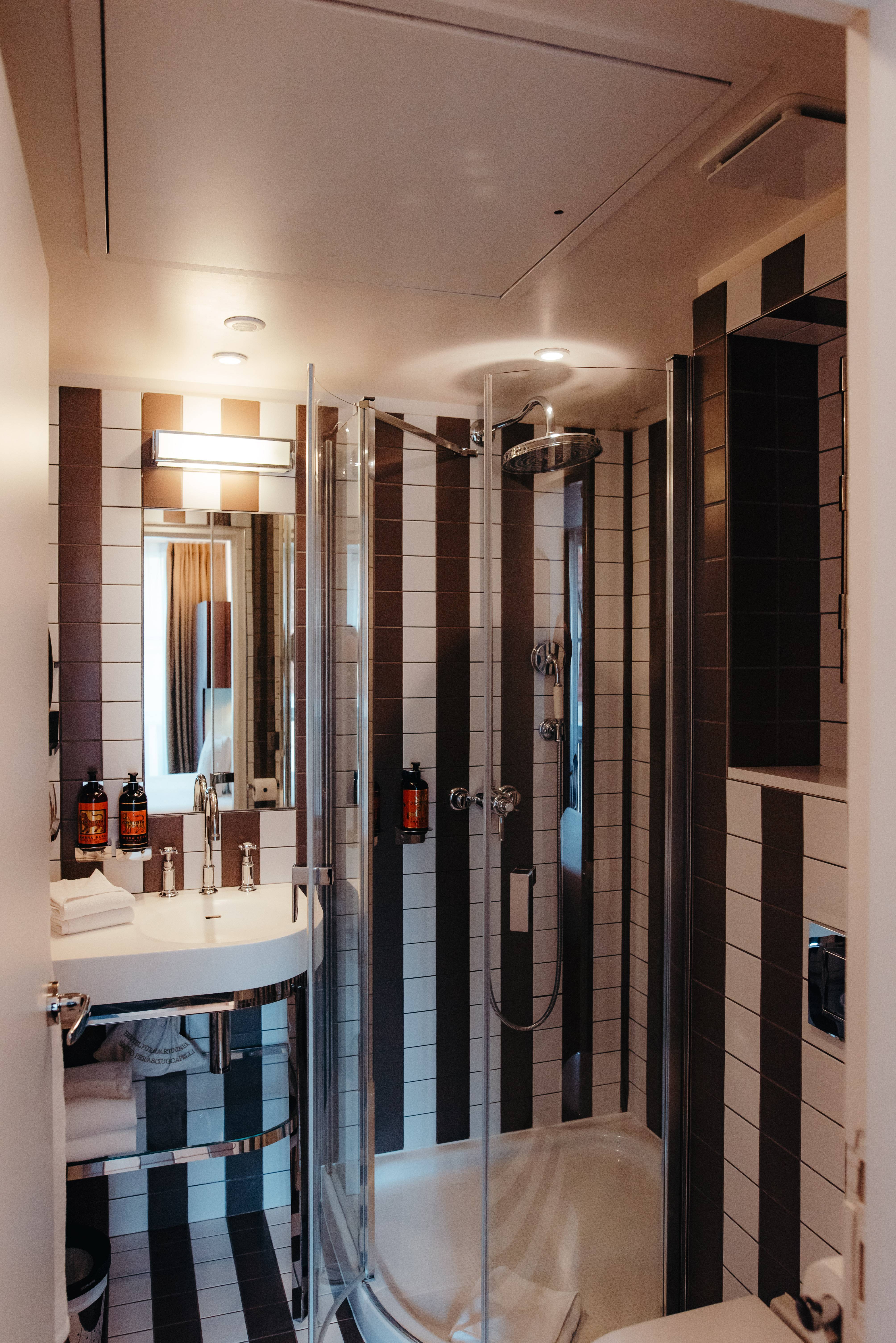 Hôtel Eiffel Blomet