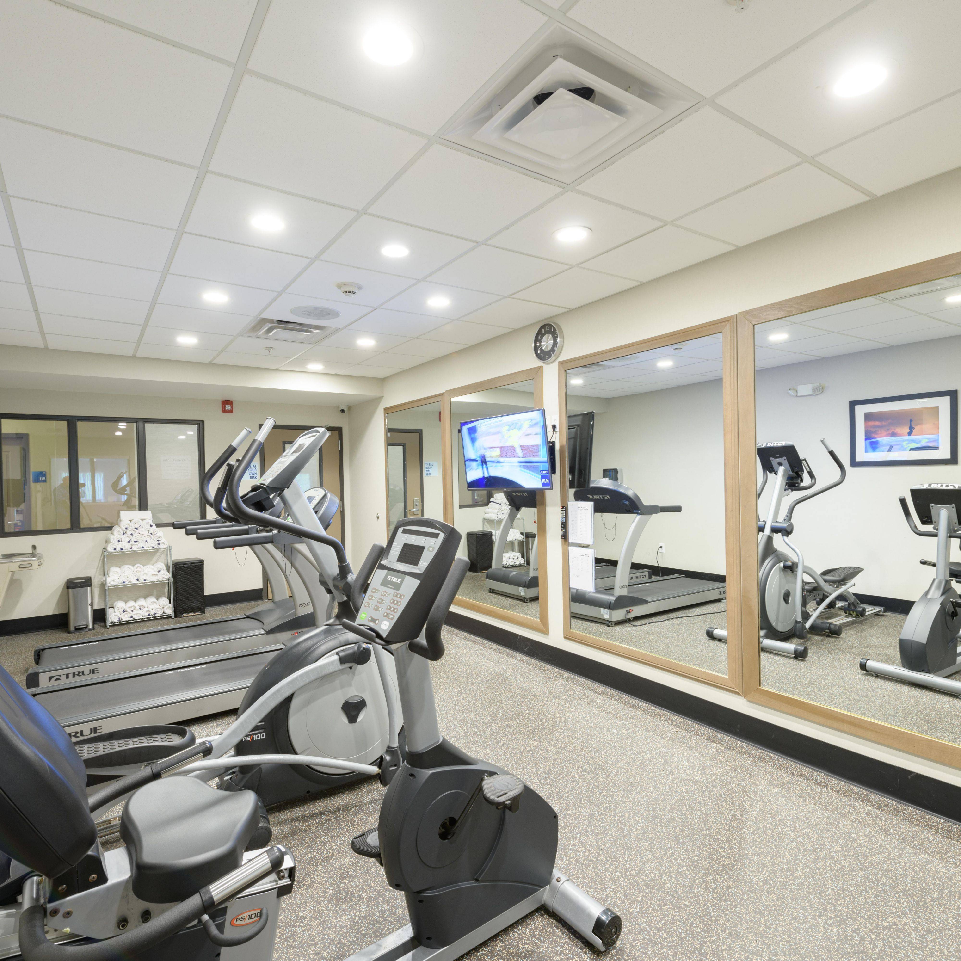 Holiday Inn Express Jamestown