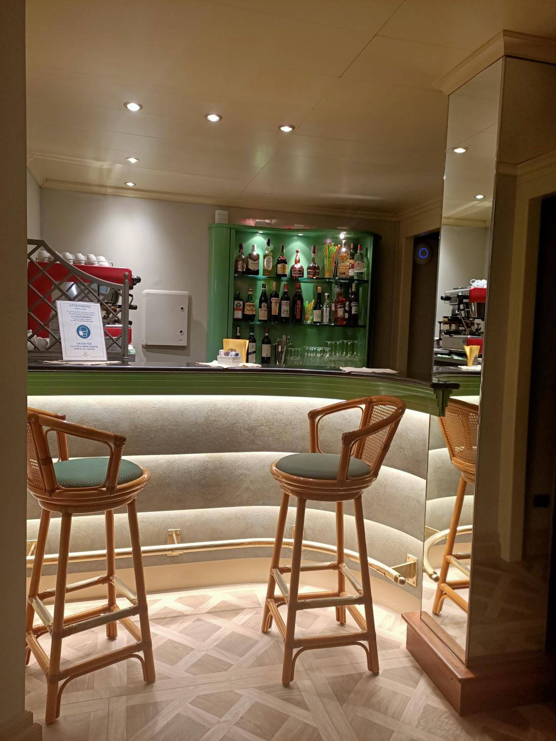 Crystal Hotel Varese