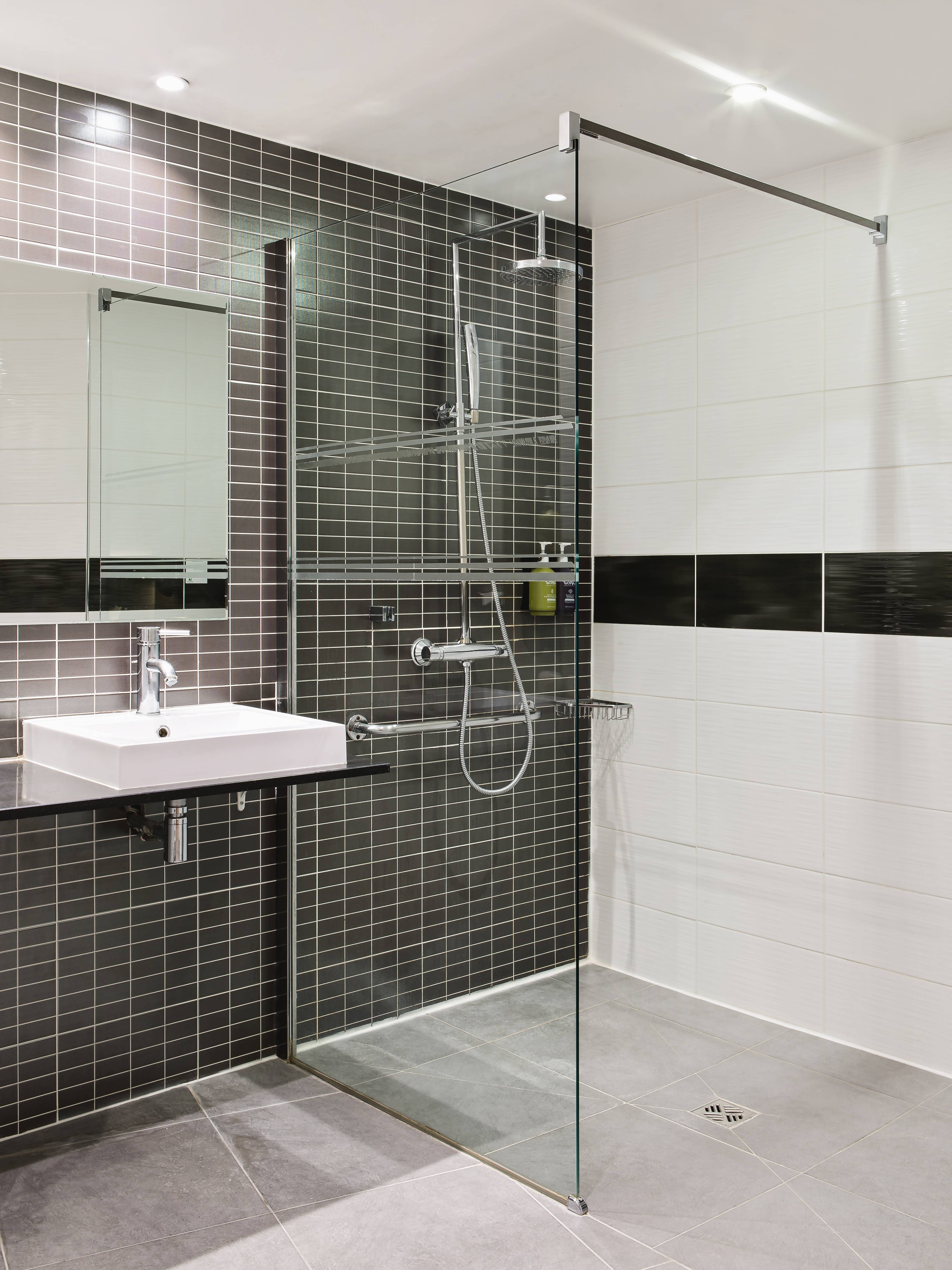 Holiday Inn Toulon City Centre, an IHG Hotel