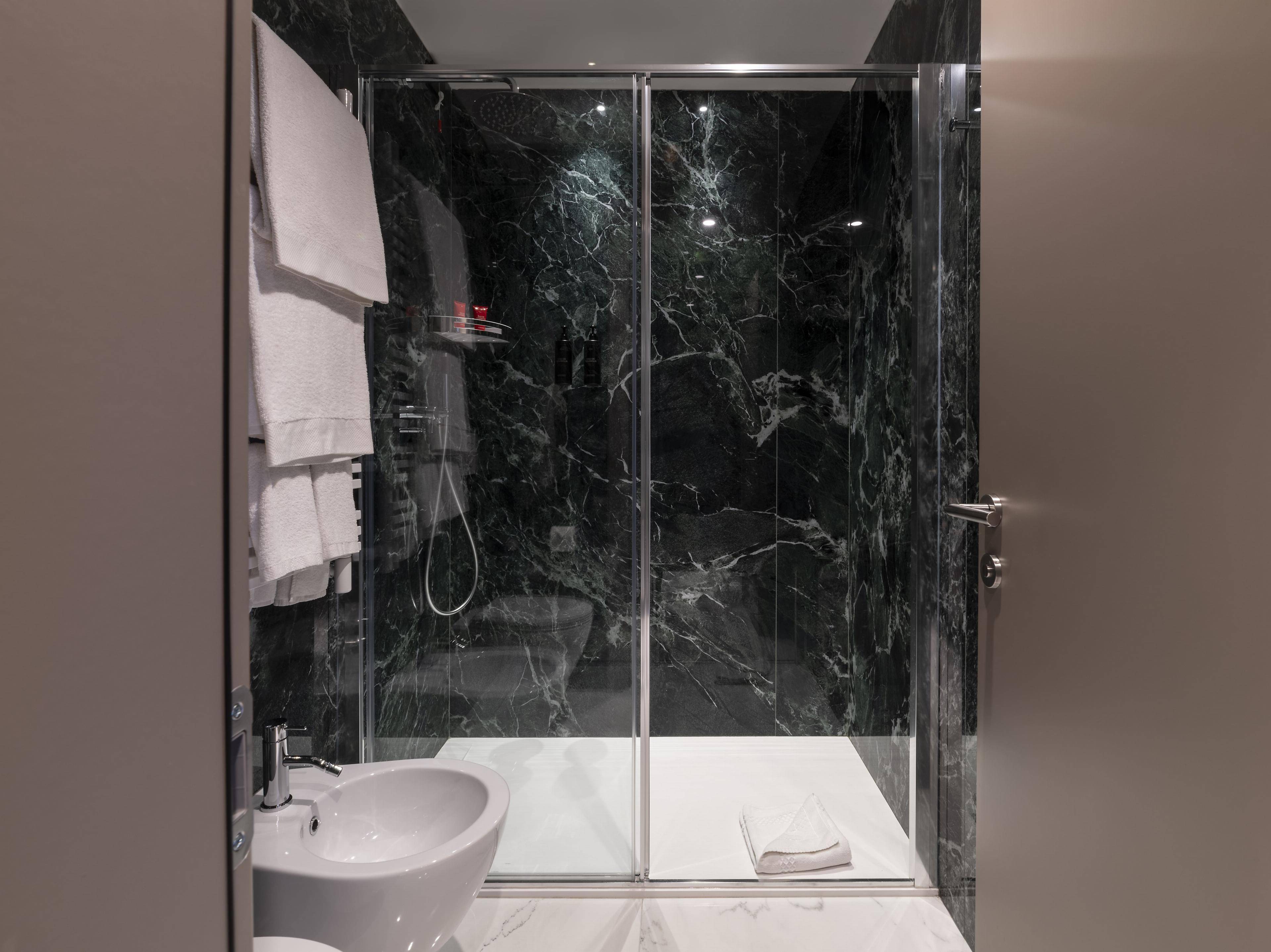 Duomo Hotel & Apartments