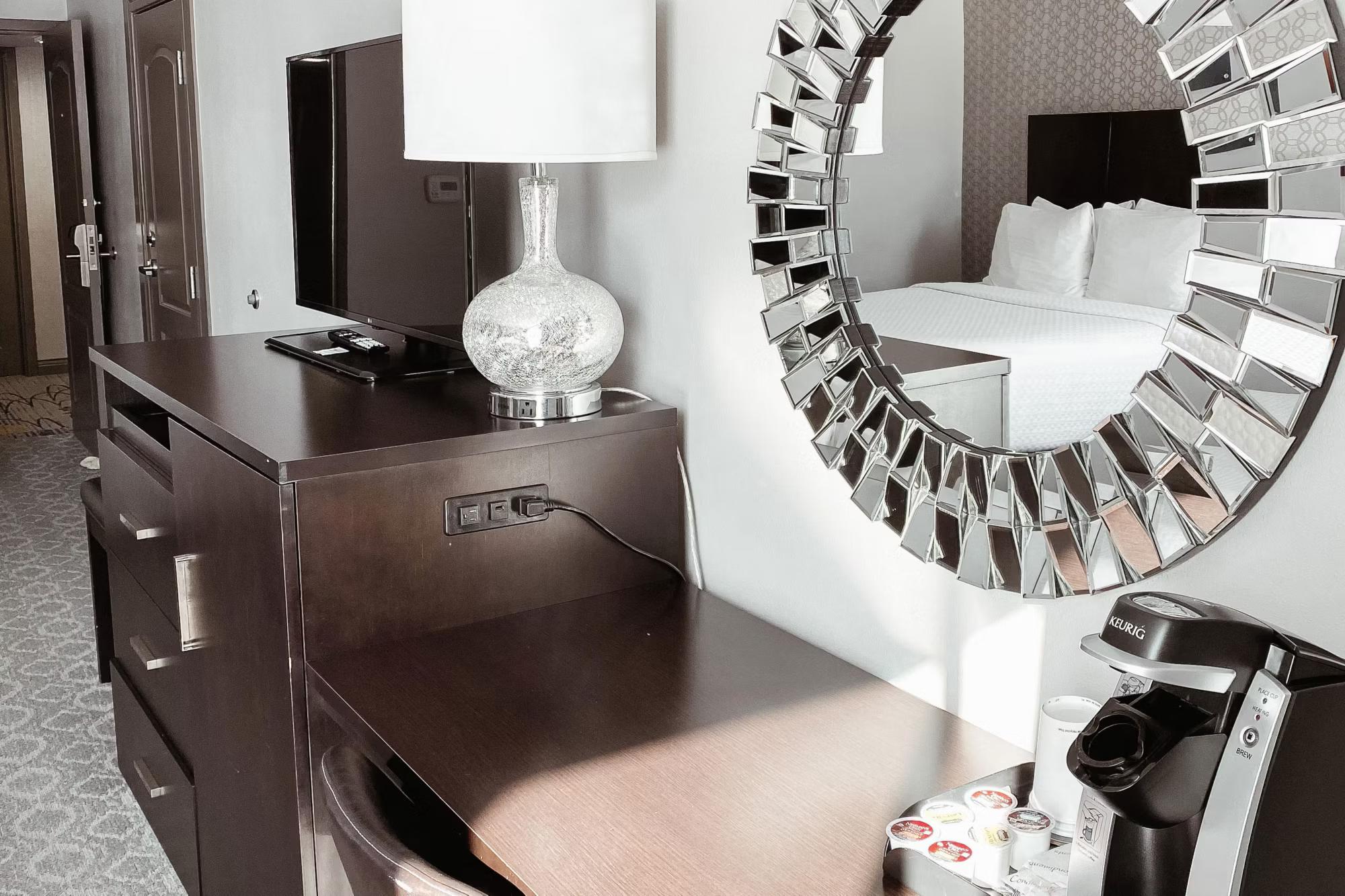 Crowne Plaza Chicago SW - Burr Ridge, an IHG Hotel