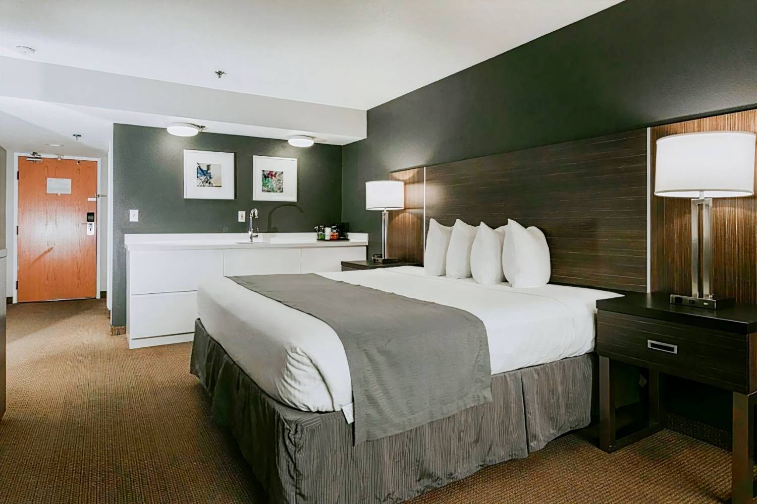 Best Western Inn at the Meadows