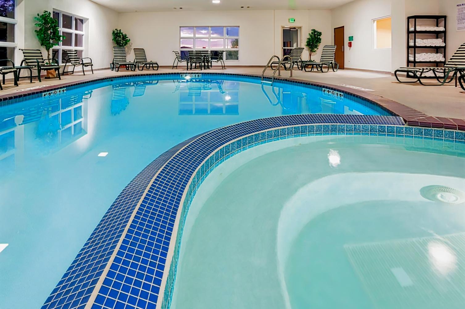 Holiday Inn Express Hotel and Suites Stevens Point