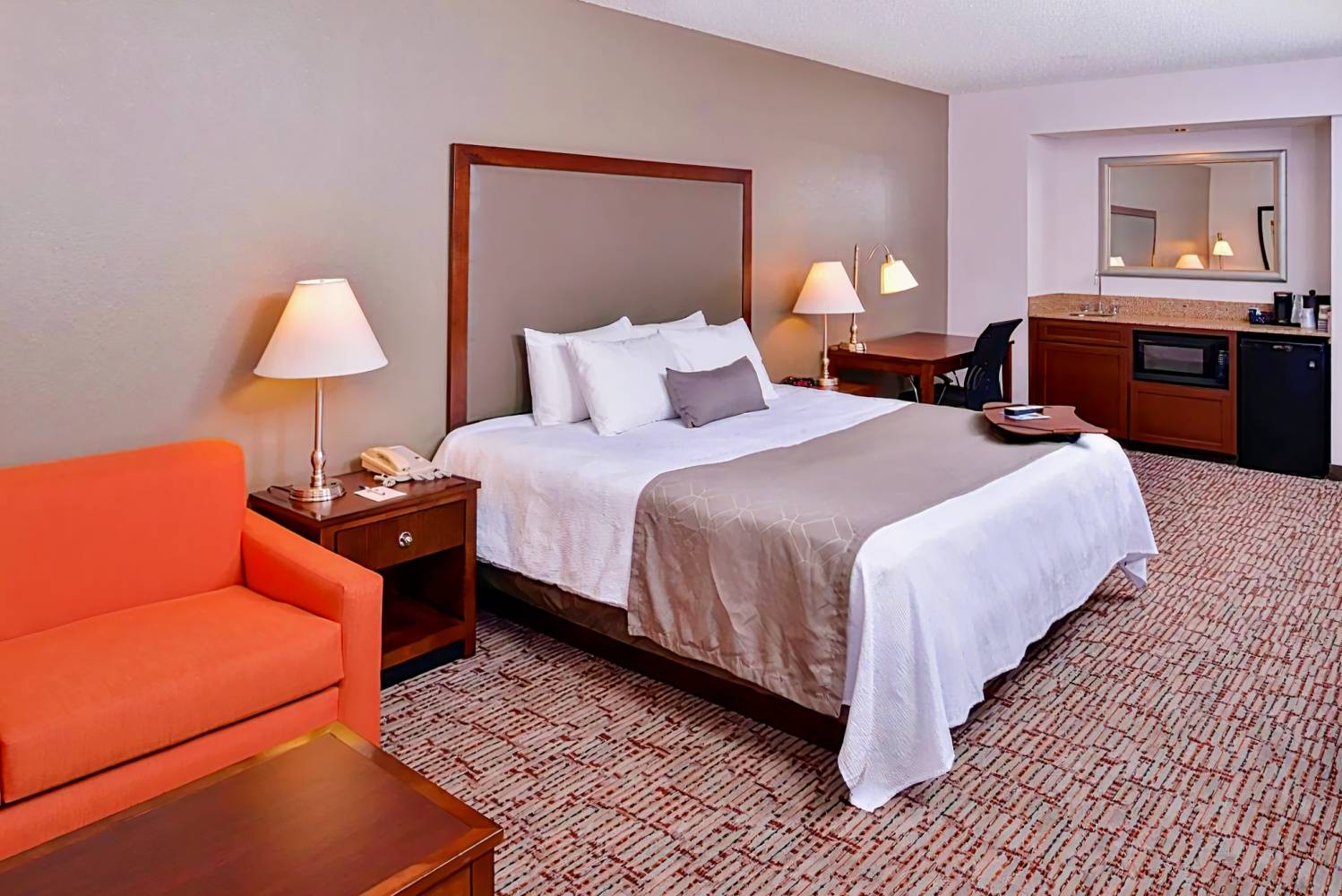 Best Western Plus Wichita West Airport Inn