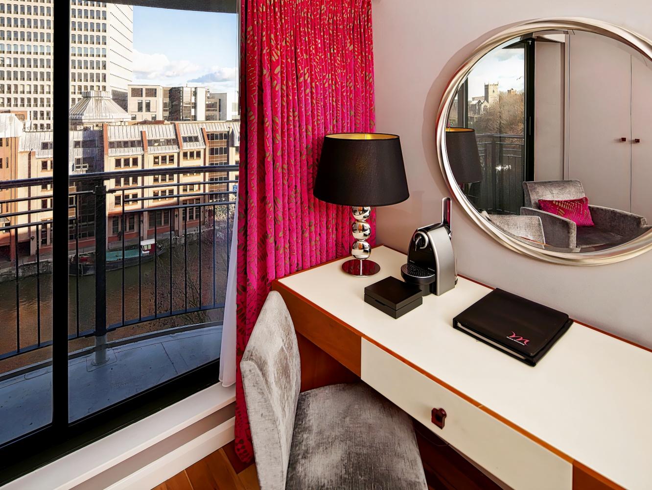 Mercure Bristol Brigstow Hotel