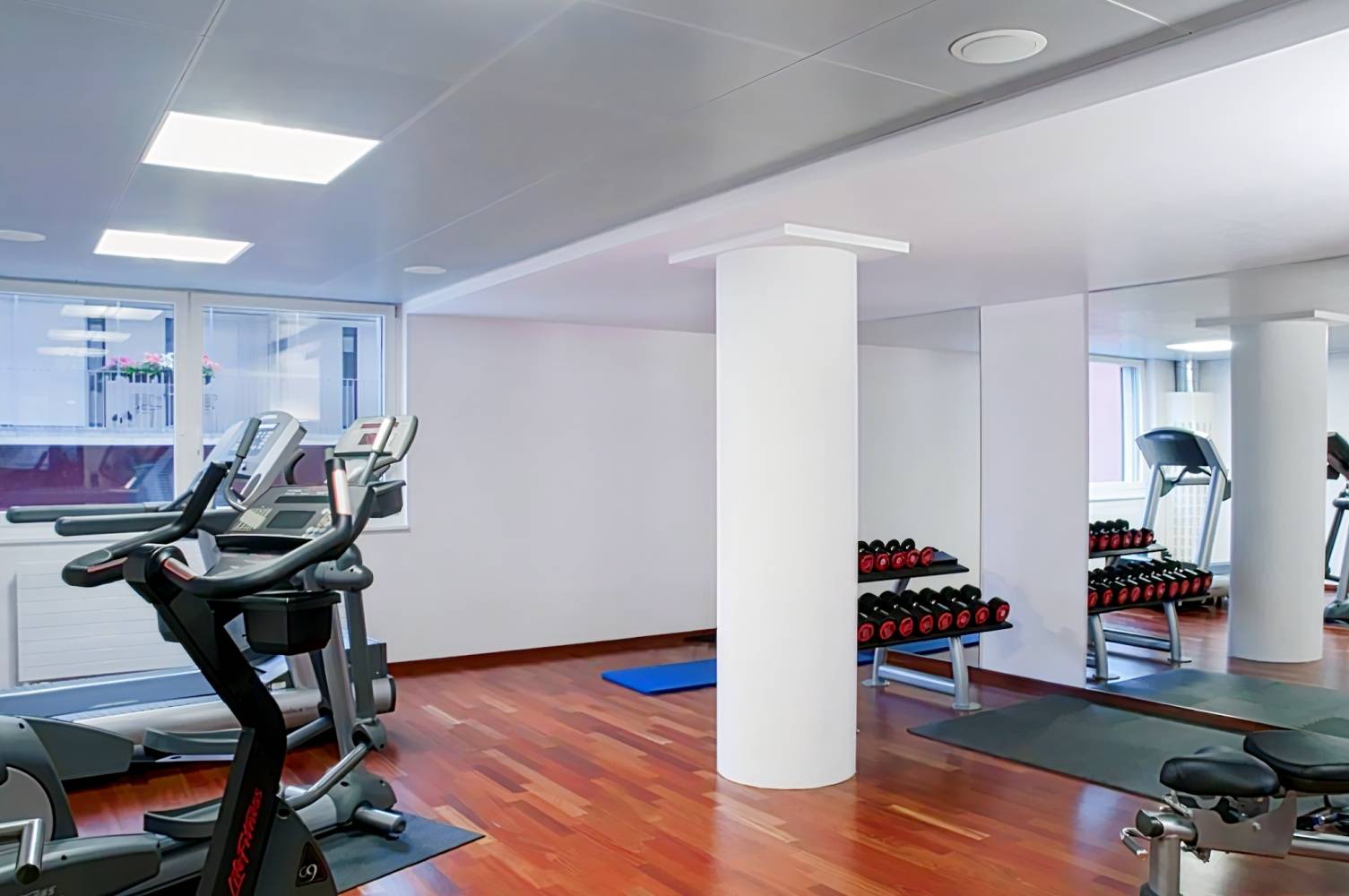 Holiday Inn Zürich - Messe