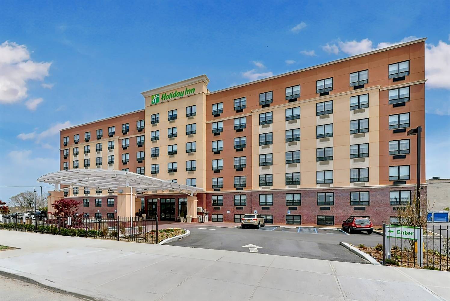 Holiday Inn New York JFK Airport Area