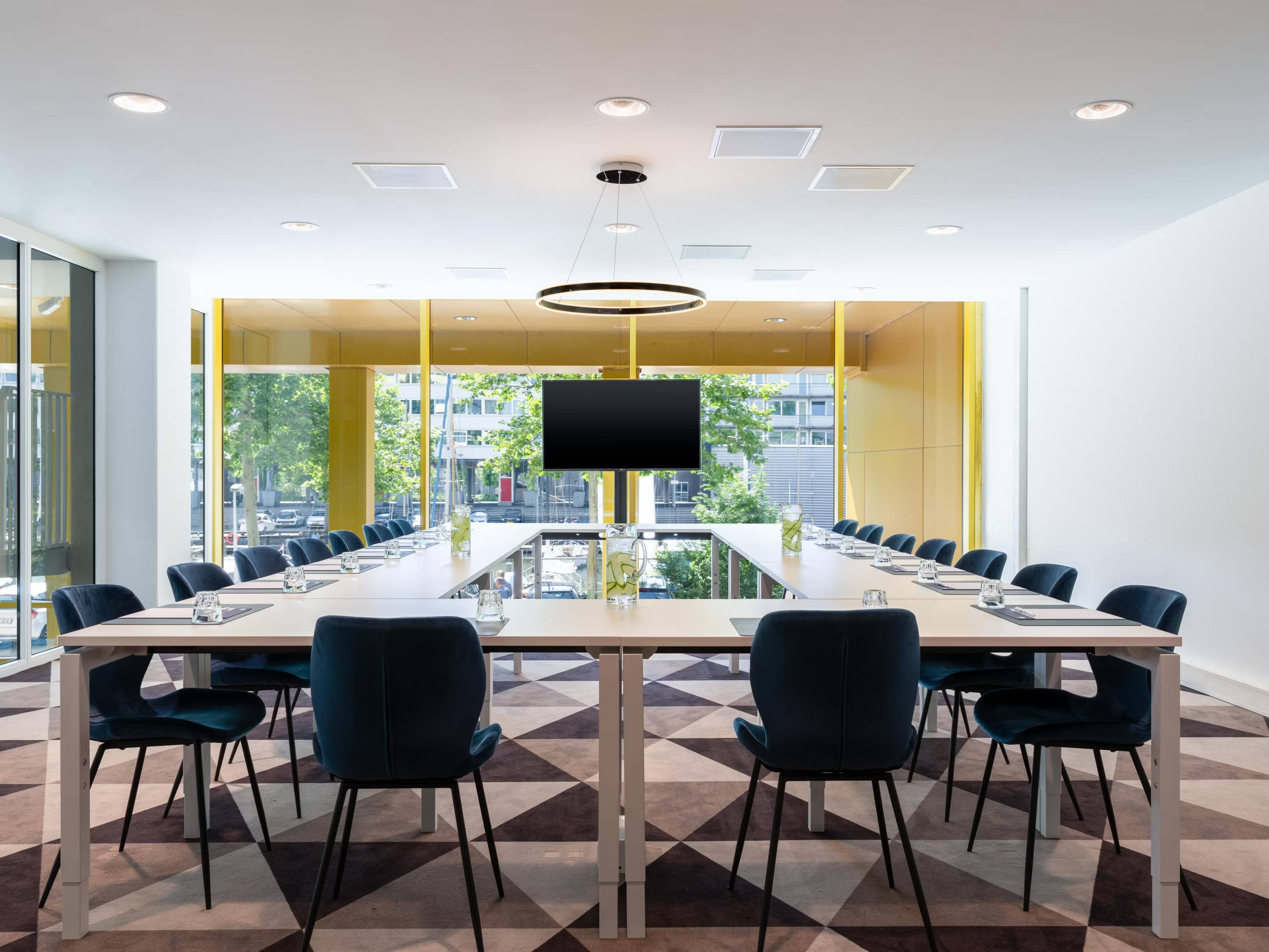 Holiday Inn Express Amsterdam - North Riverside