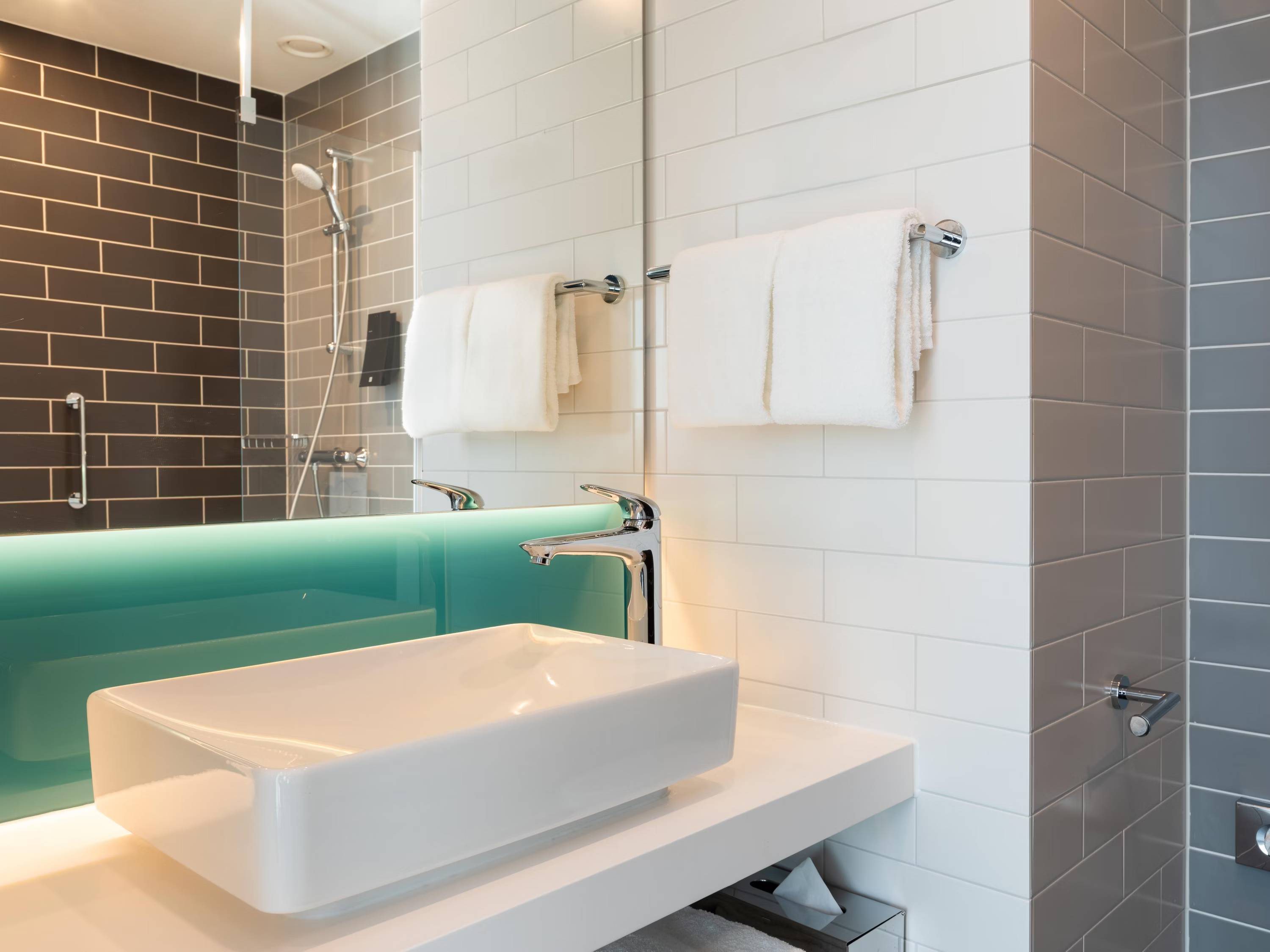 Holiday Inn Express Amsterdam - North Riverside