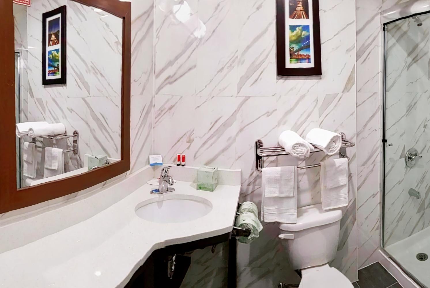 Days Inn by Wyndham Brooklyn Marine Park