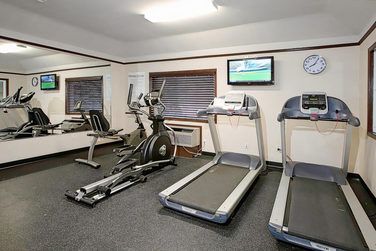 Holiday Inn Express Hotel & Suites Vernon, an IHG Hotel