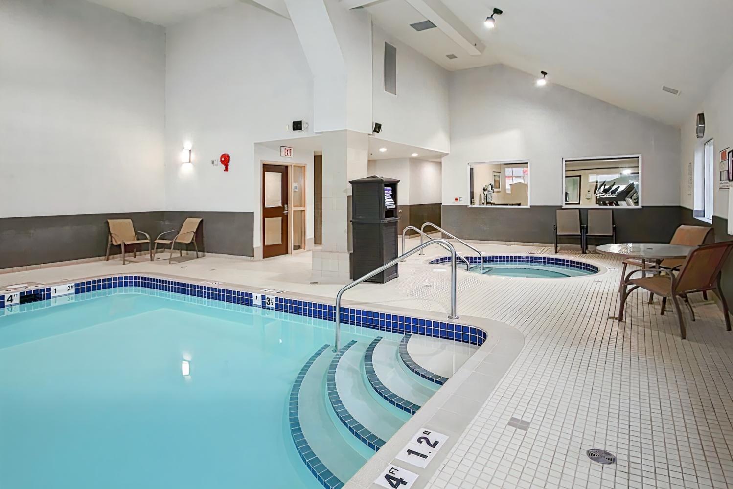 Holiday Inn Express Hotel & Suites Vernon, an IHG Hotel