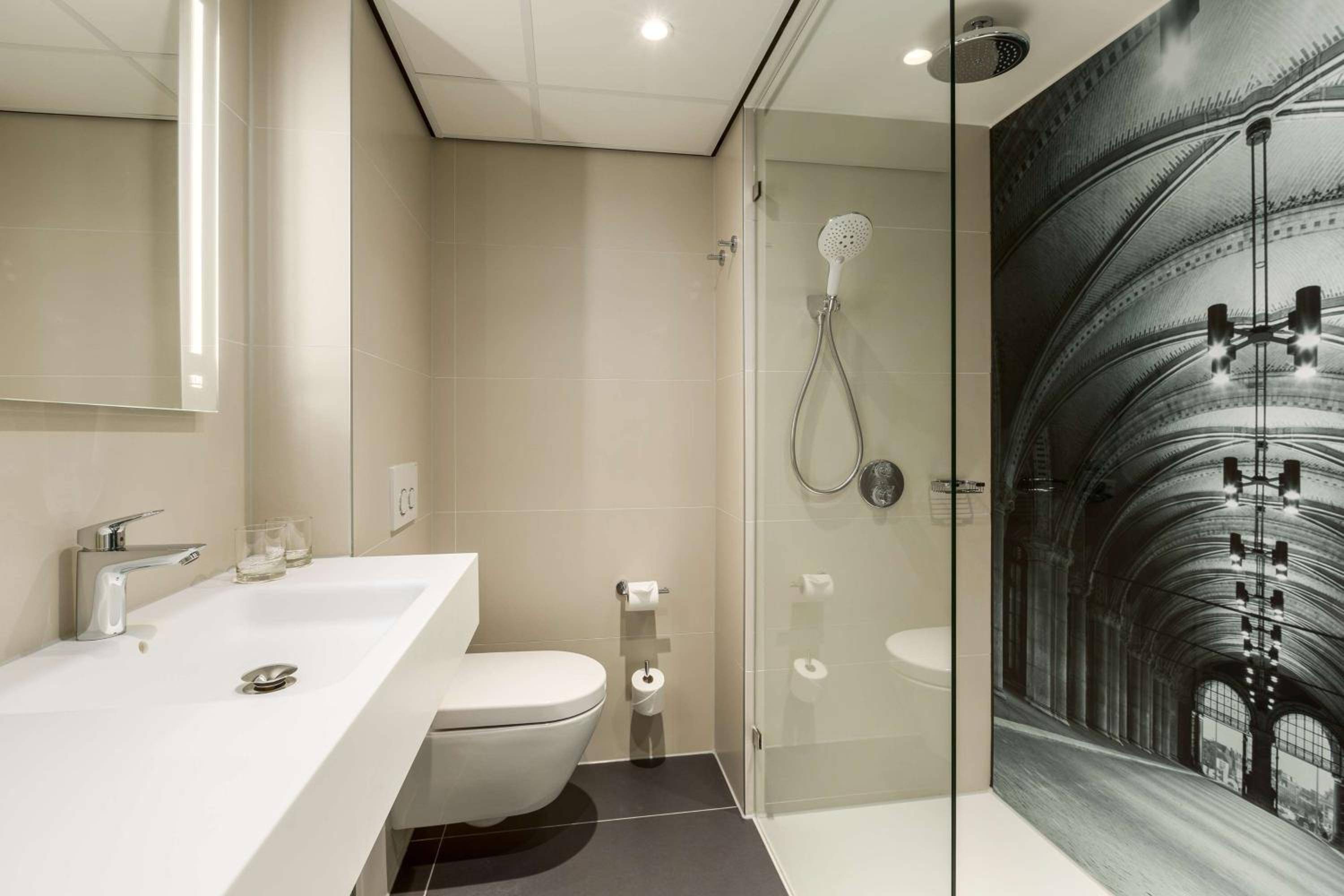 NH Amsterdam Schiphol Airport