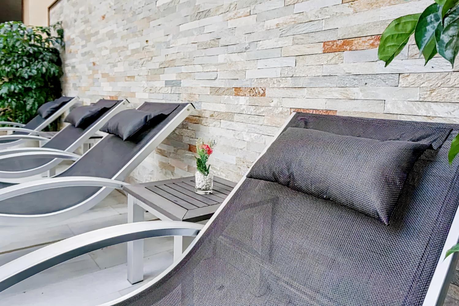 Elysion Place Hotel Causway Bay