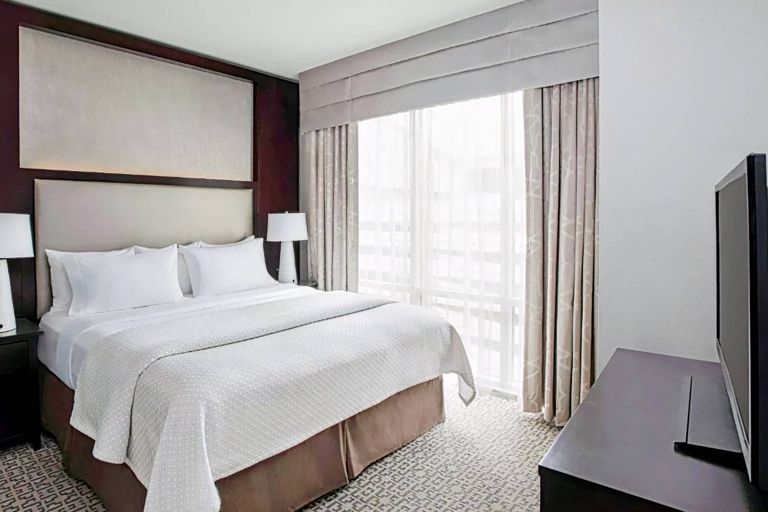 Cambria Hotel White Plains - Downtown