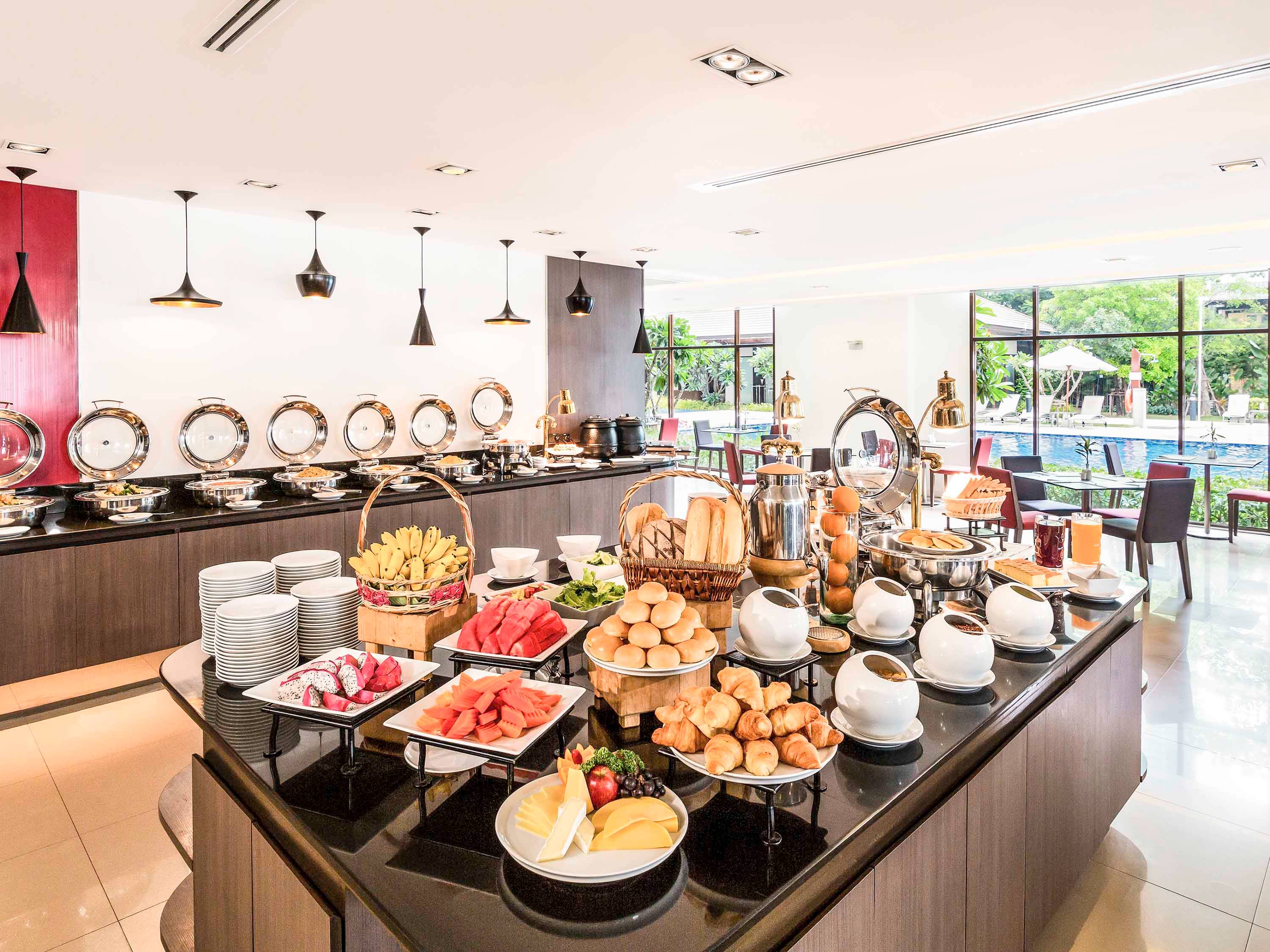 ibis Bangkok Riverside