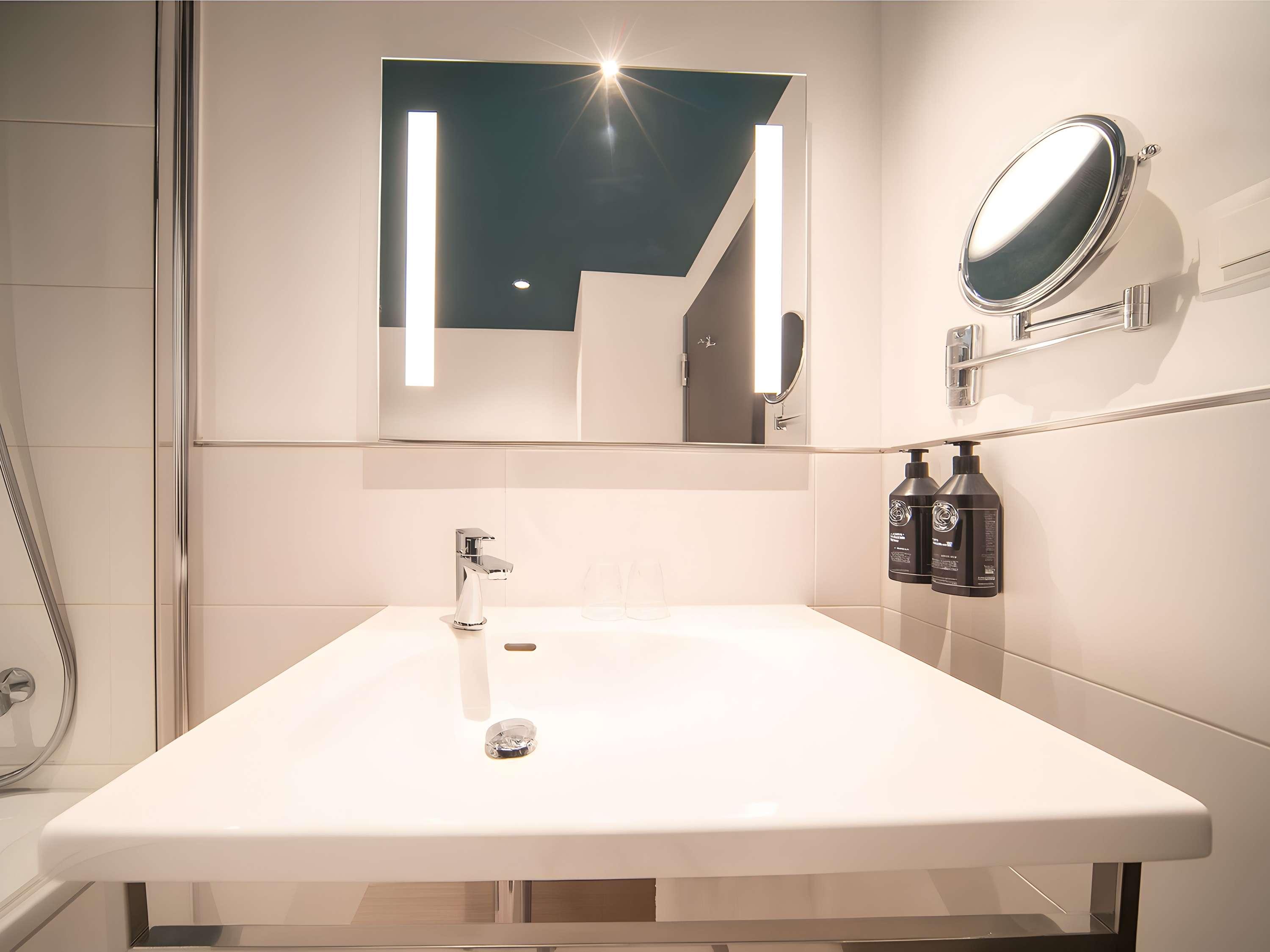 Maek Hotel Antwerp Central - Handwritten Collection