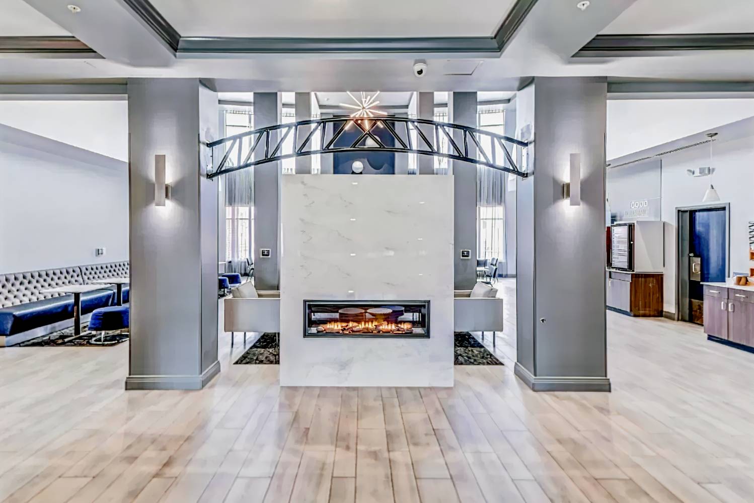 Holiday Inn Express Hotel & Suites Columbus University Area- Ohio State University