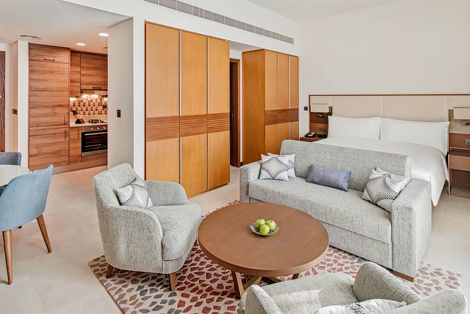 Staybridge Suites Dubai Al-Maktoum Airport