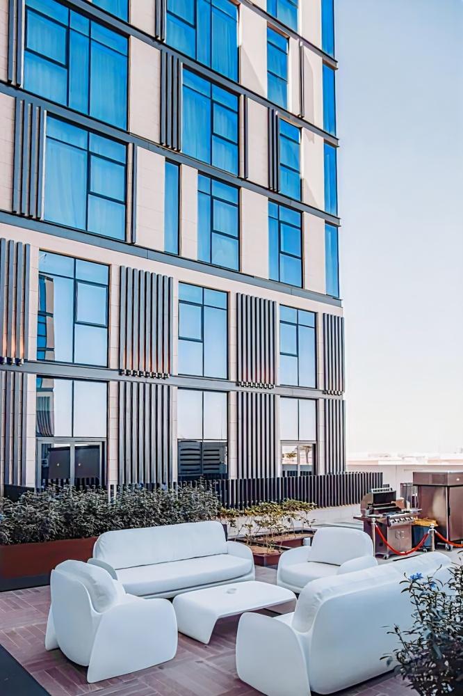 Staybridge Suites Dubai Al-Maktoum Airport