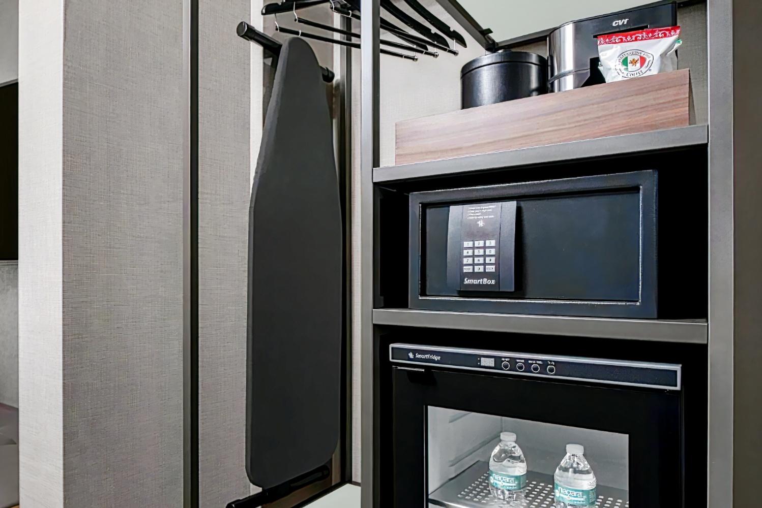 AC Hotel Sawgrass Mills Sunrise