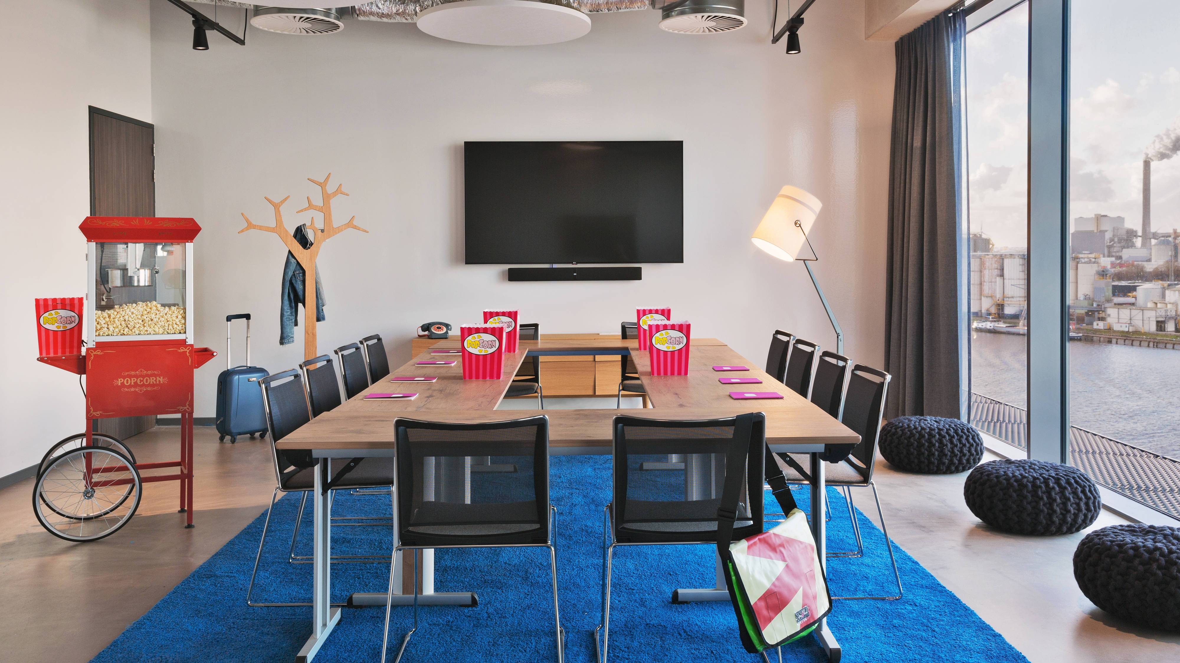 Moxy Amsterdam Houthavens