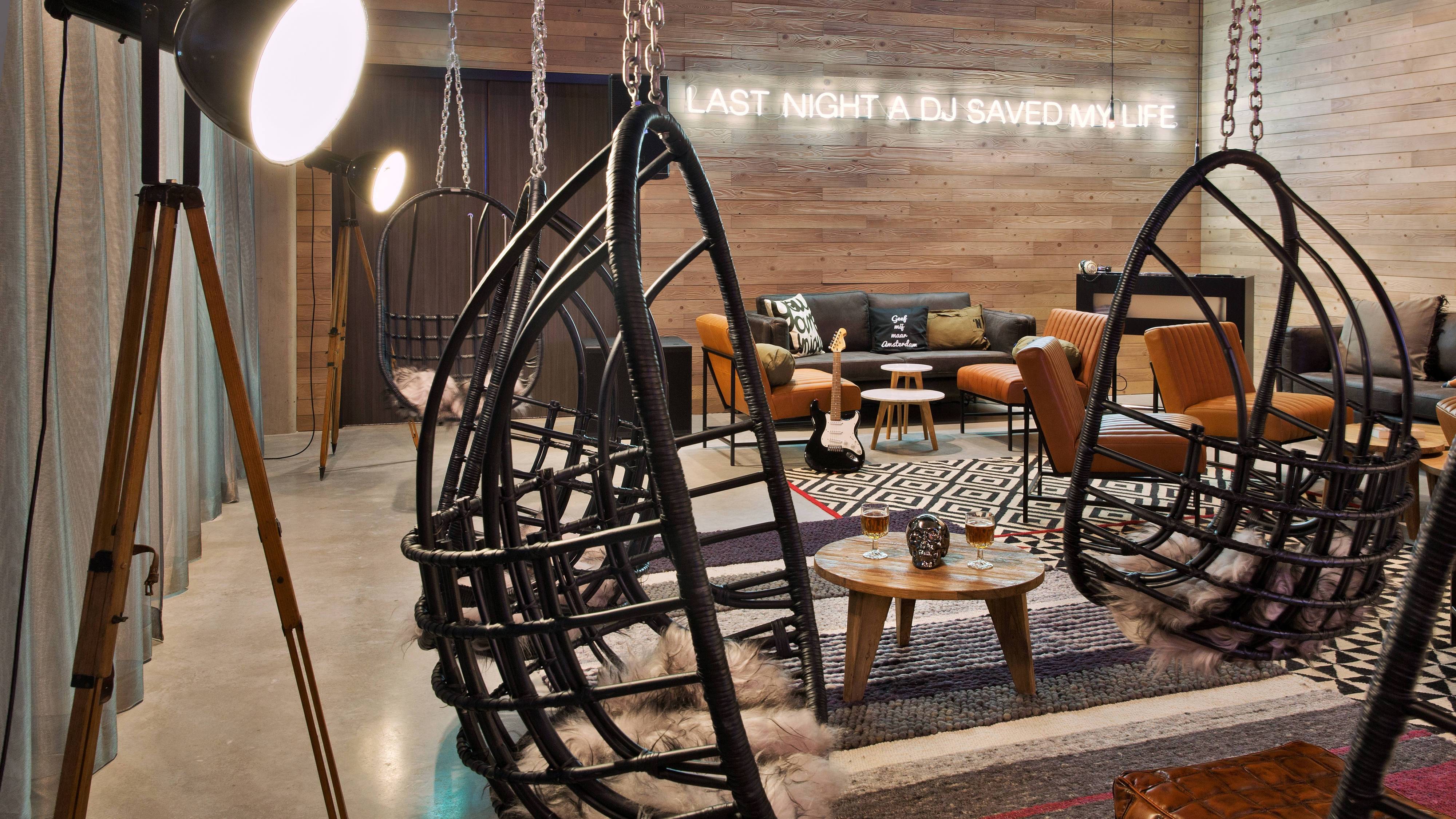 Moxy Amsterdam Houthavens