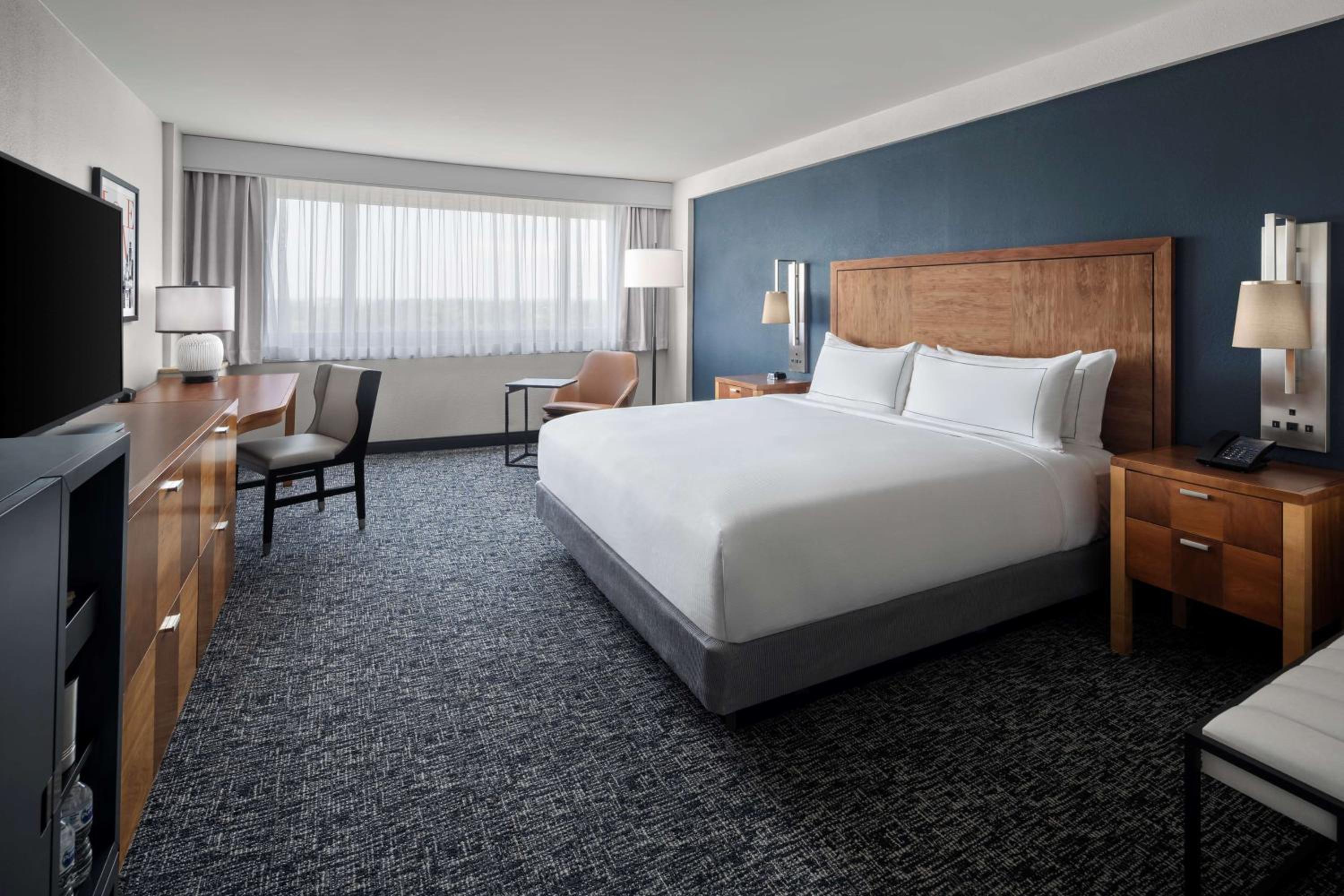 The Alloy, a DoubleTree by Hilton - Valley Forge