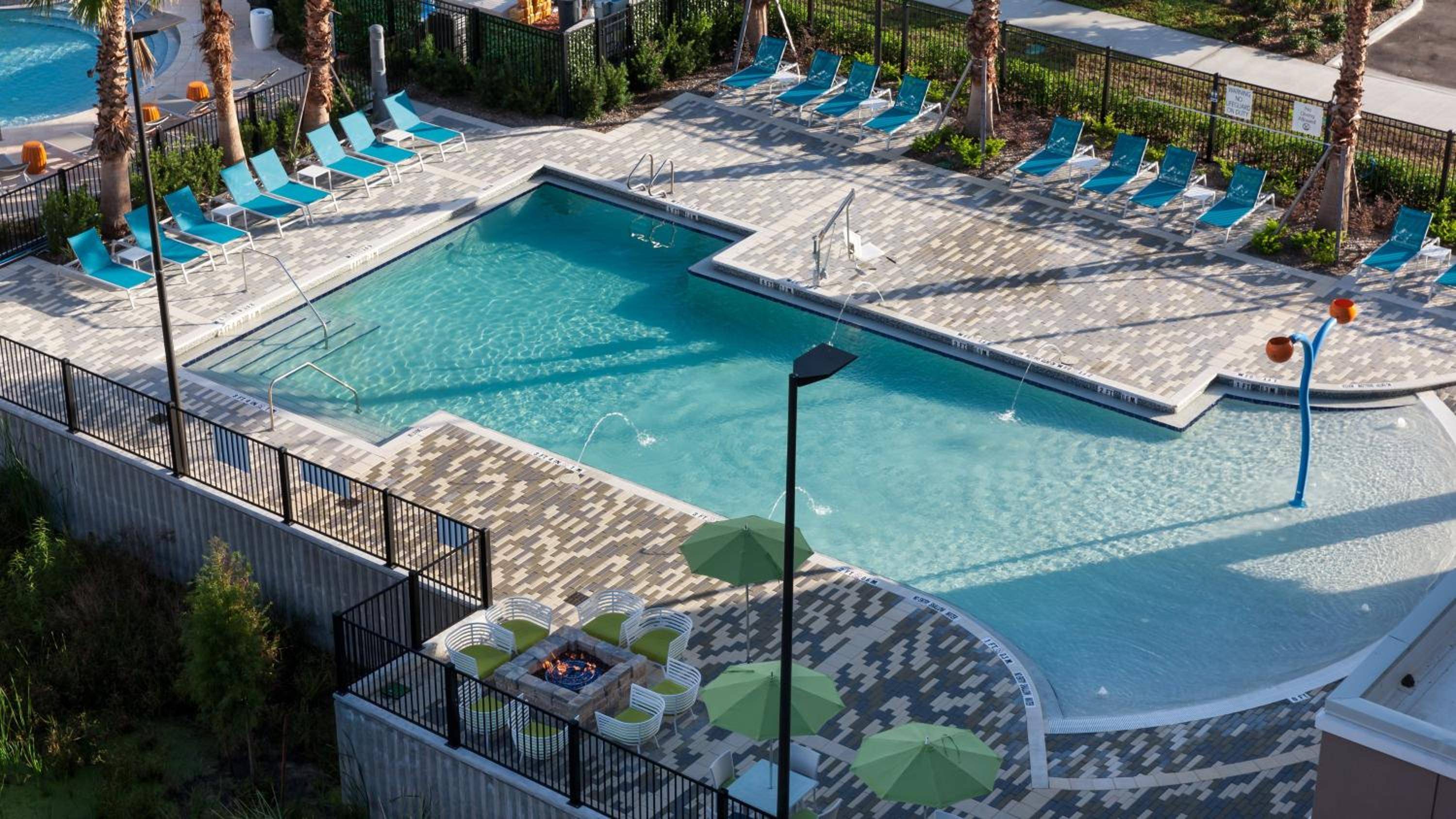 Holiday Inn Express & Suites Orlando At Seaworld, an IHG Hotel