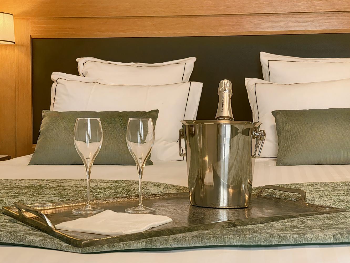 Le Cercle Tour Eiffel