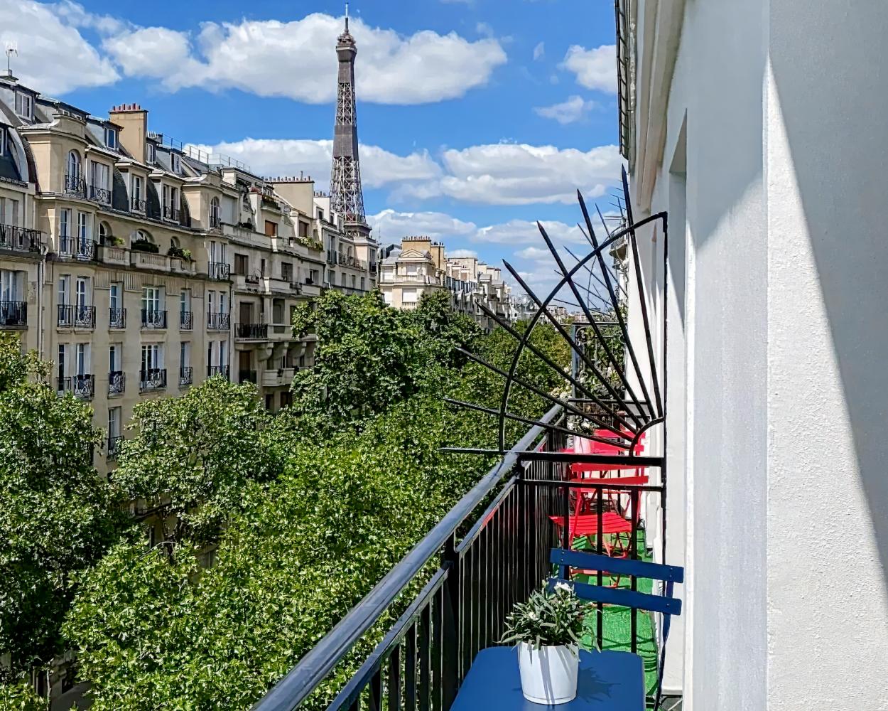 Le Cercle Tour Eiffel