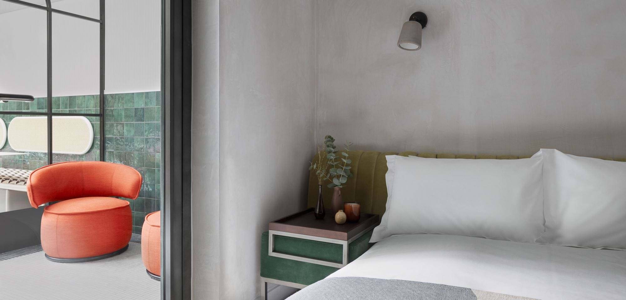 London Kingsland Locke