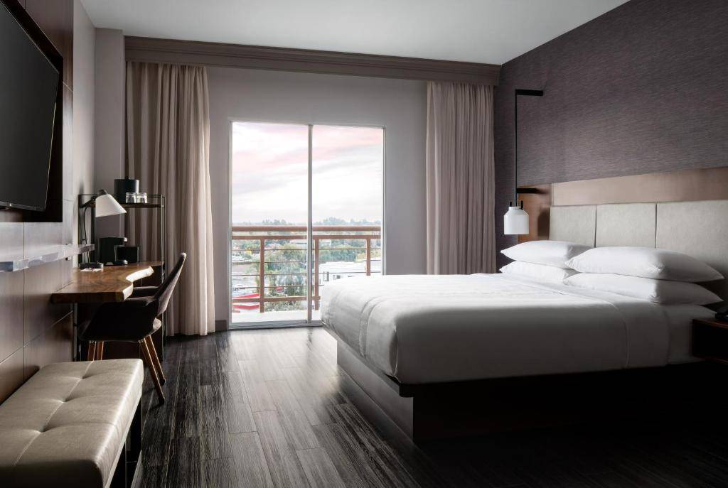 Visalia Marriott at the Convention Center