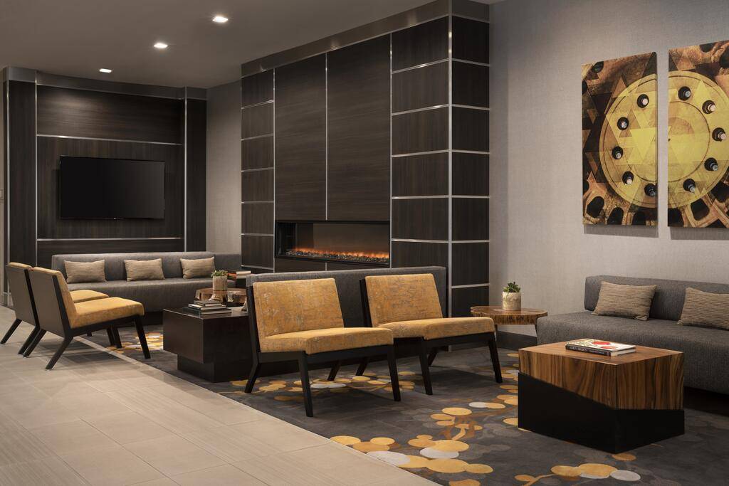 Visalia Marriott at the Convention Center