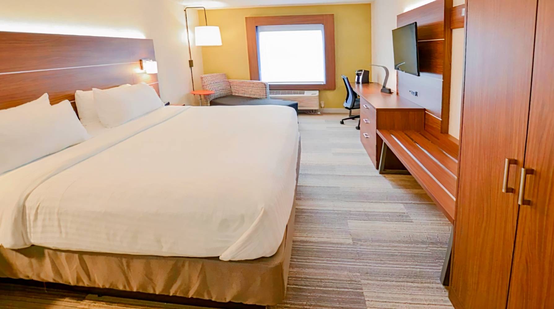 Holiday Inn Express Pittsburgh-Bridgeville