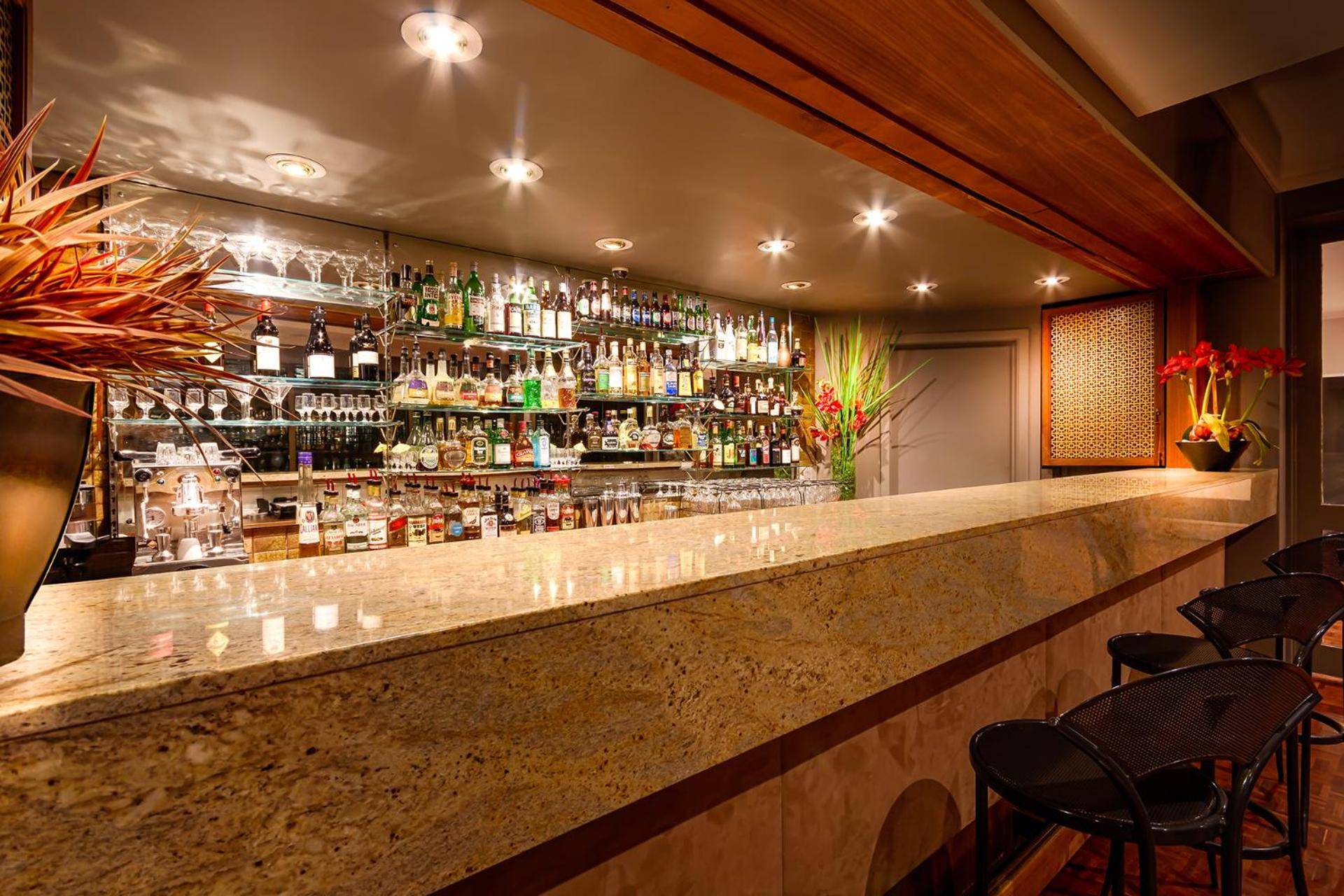 Crest on Barkly Hotel