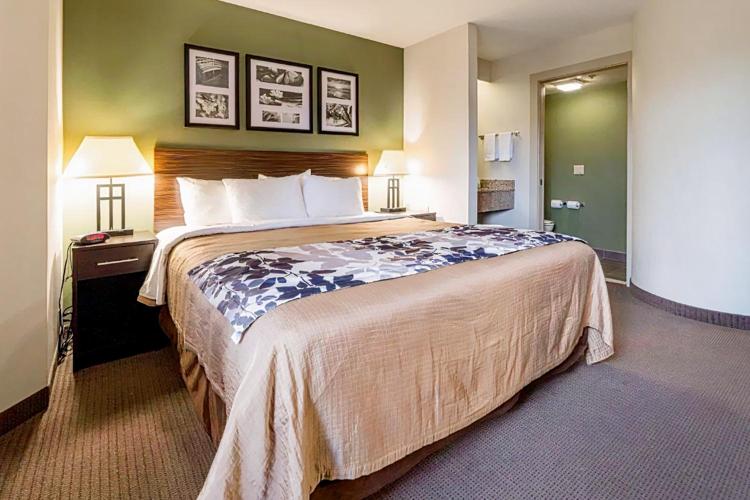 Sky Harbor Airport Inn