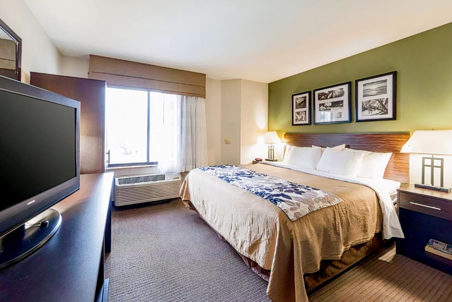 Sky Harbor Airport Inn