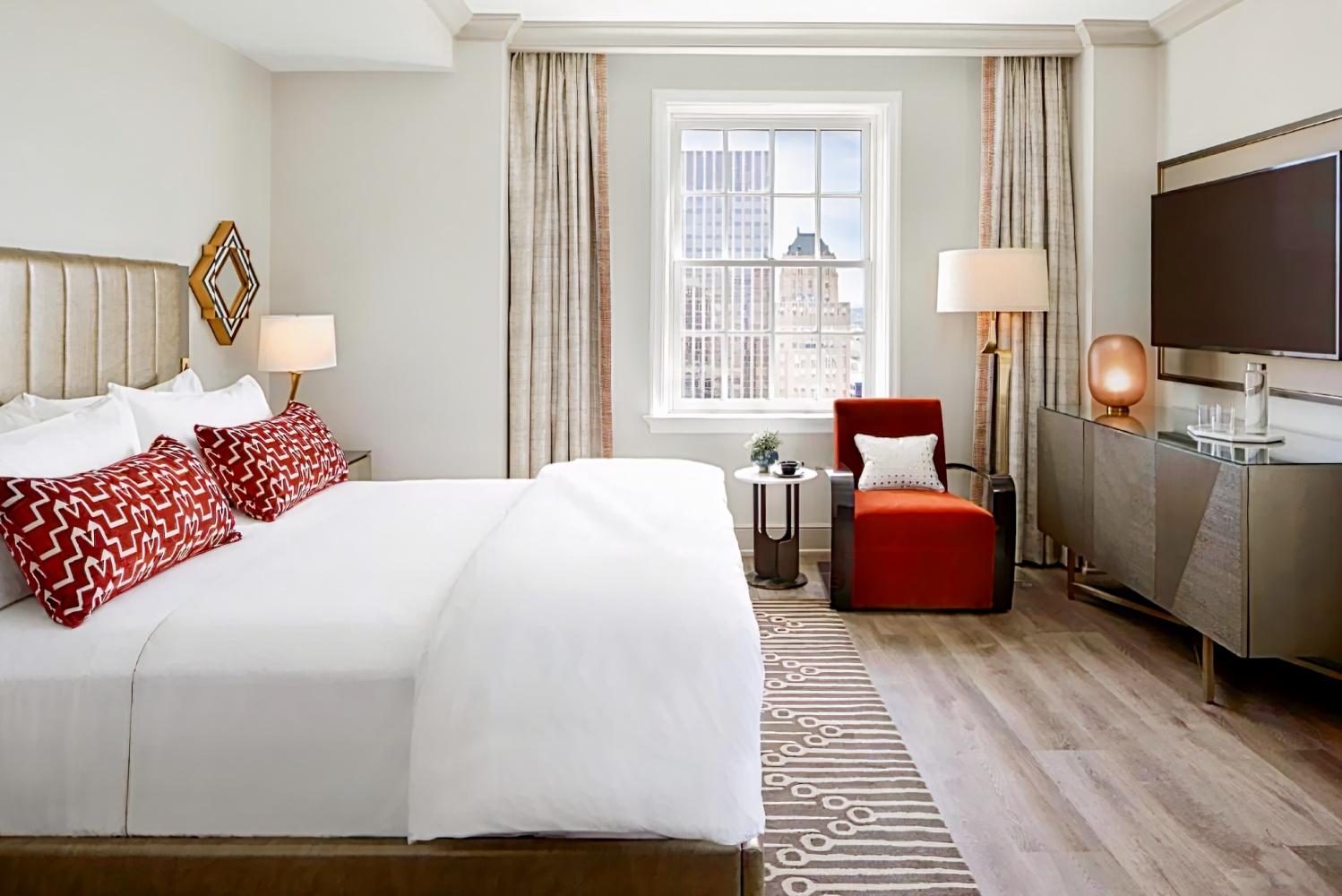 The Plaza Hotel Pioneer Park