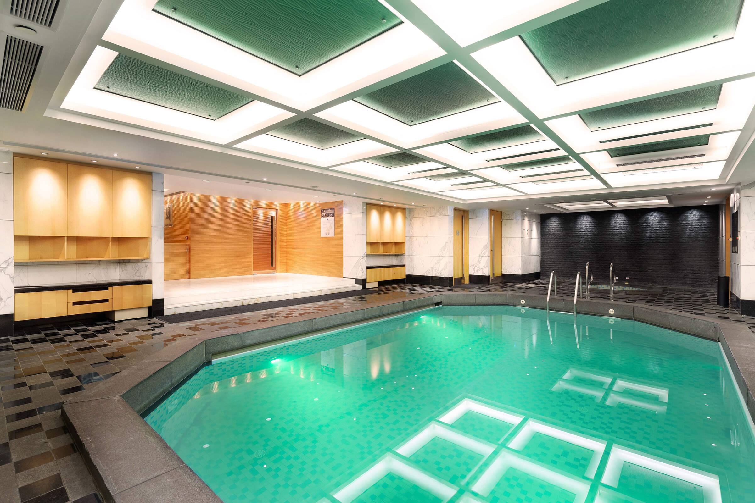 Kowloon Shangri-La, Hong Kong