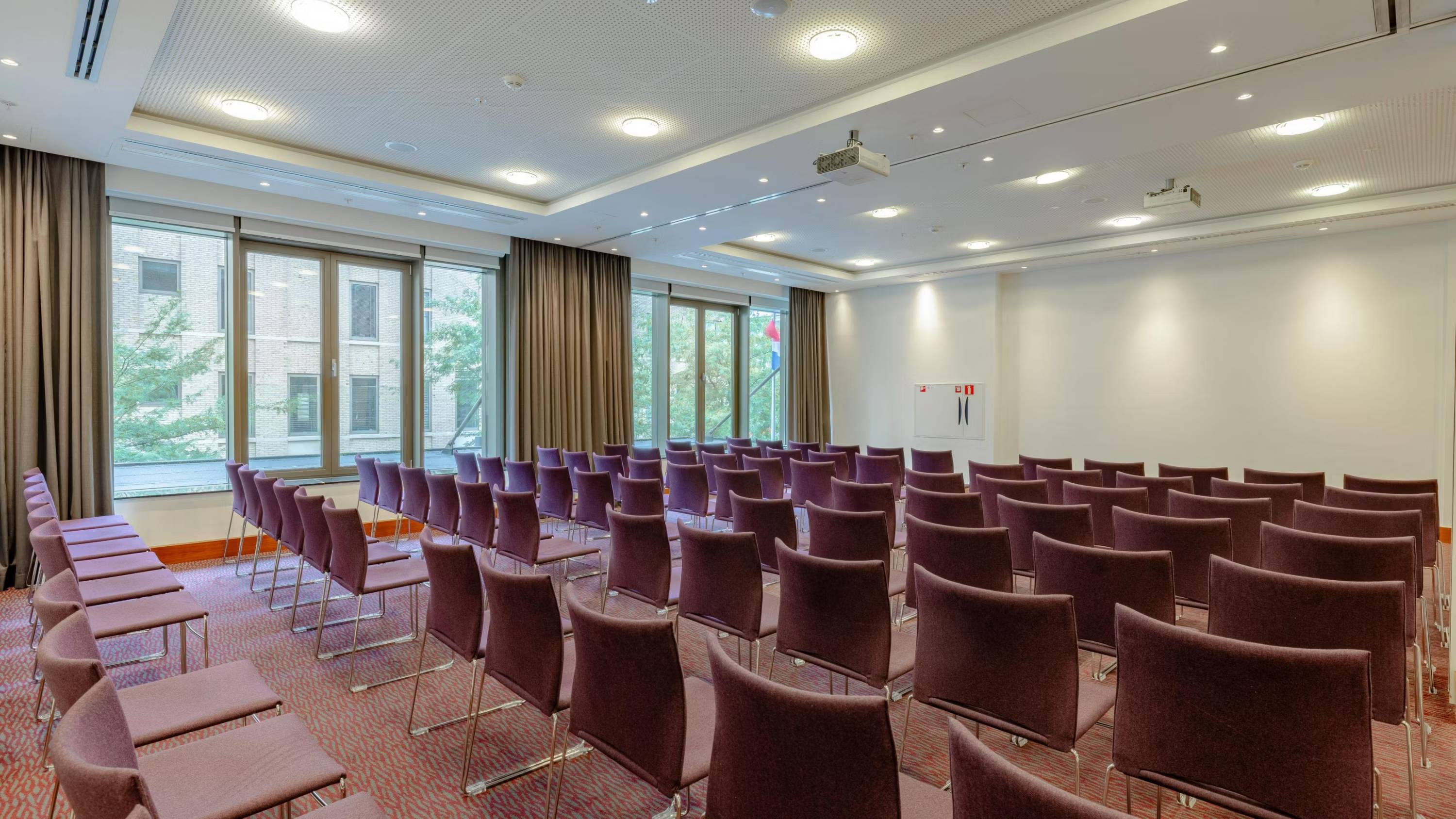 Crowne Plaza Amsterdam - South, an IHG Hotel