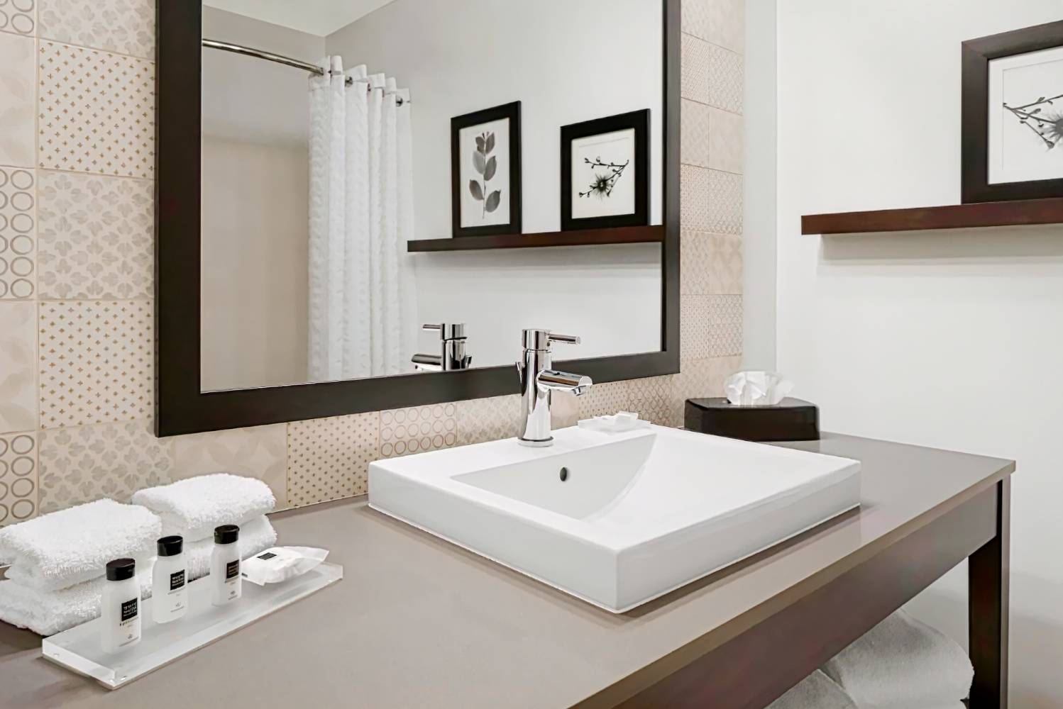 Country Inn & Suites Columbus Airport