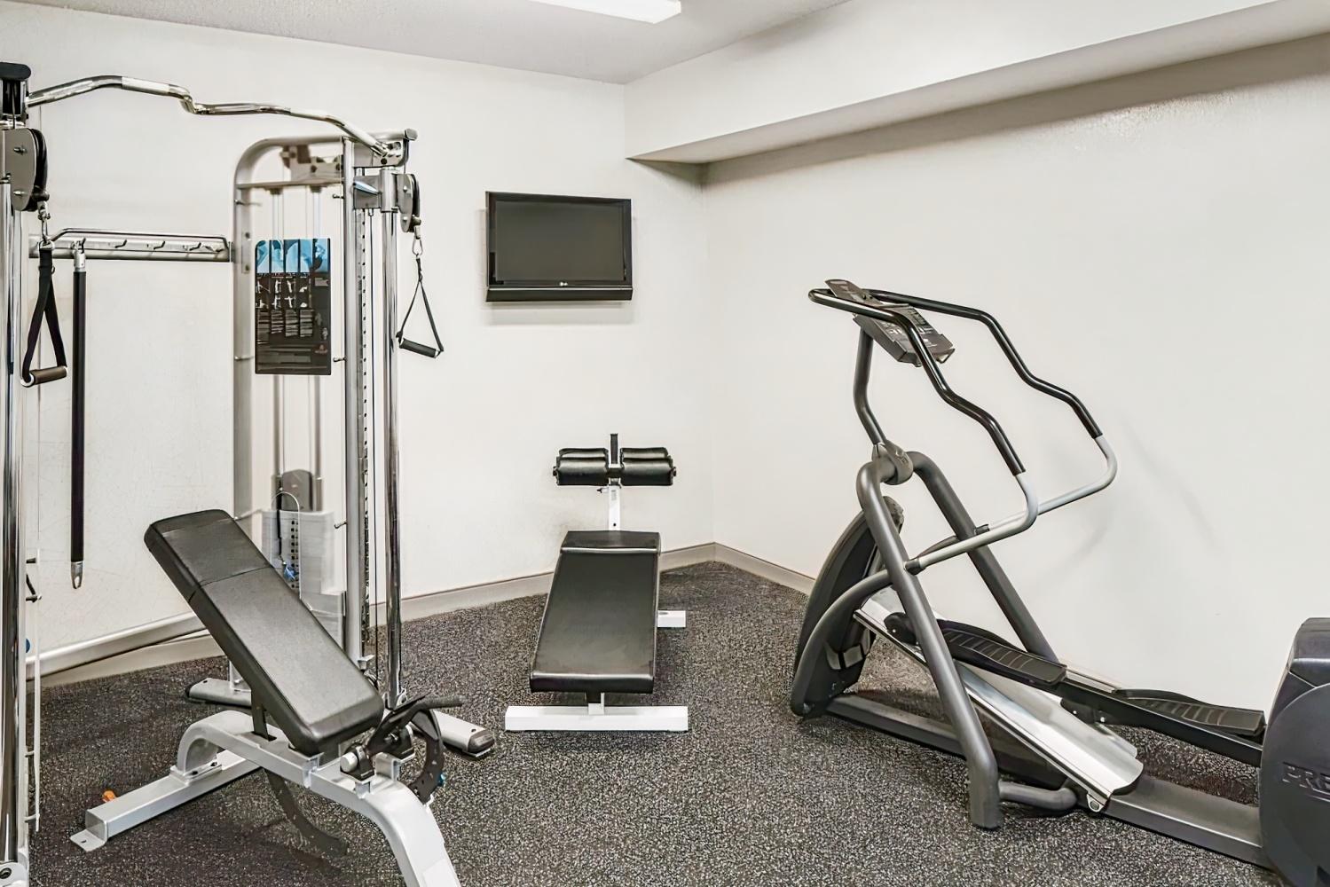 Country Inn & Suites Columbus Airport