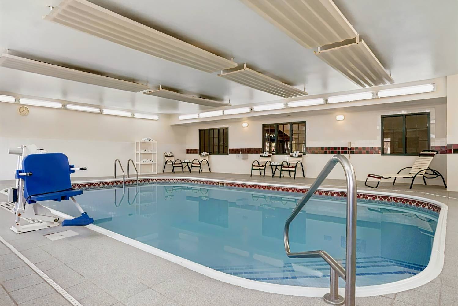 Country Inn & Suites Columbus Airport