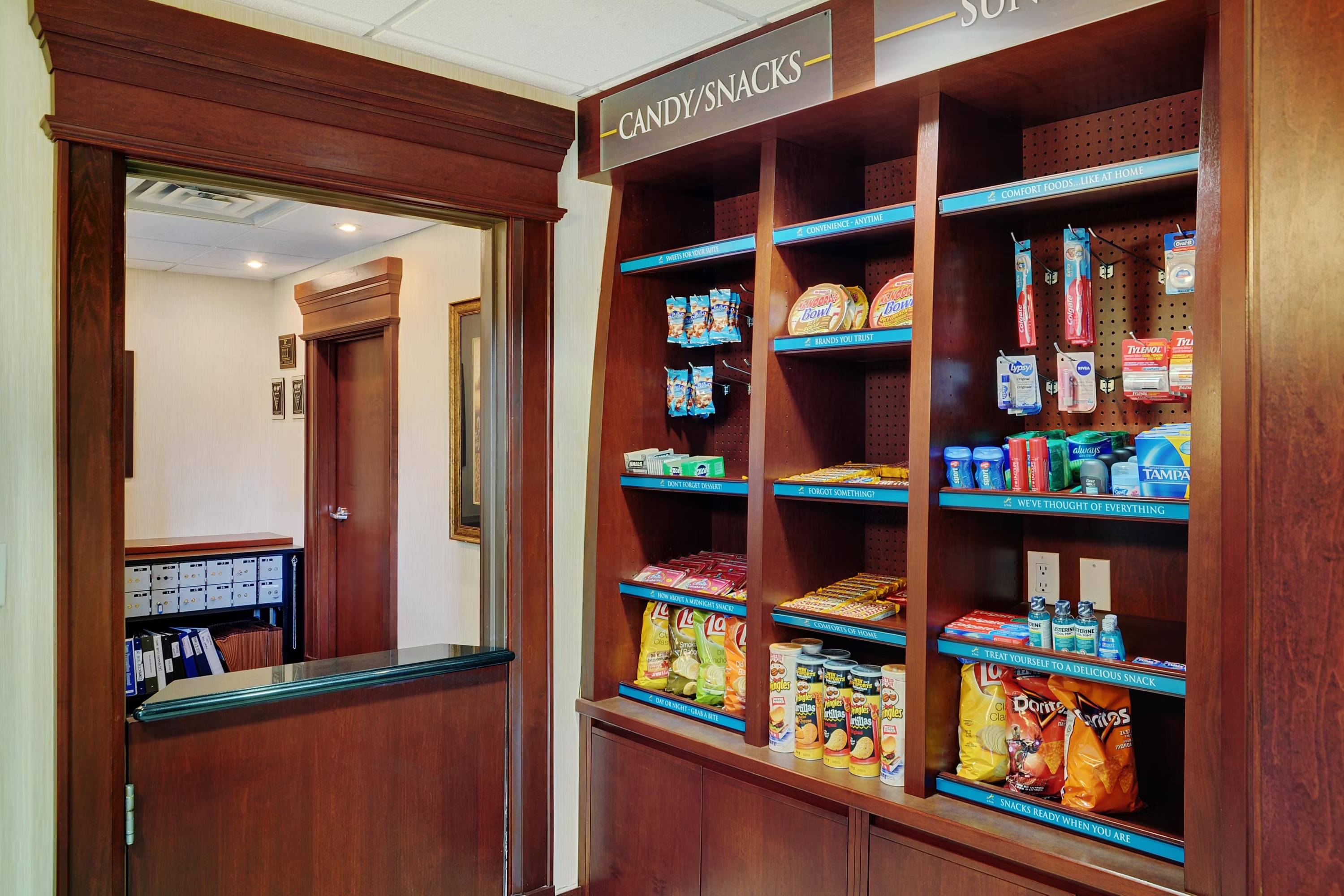 Staybridge Suites Oakville Burlington by IHG